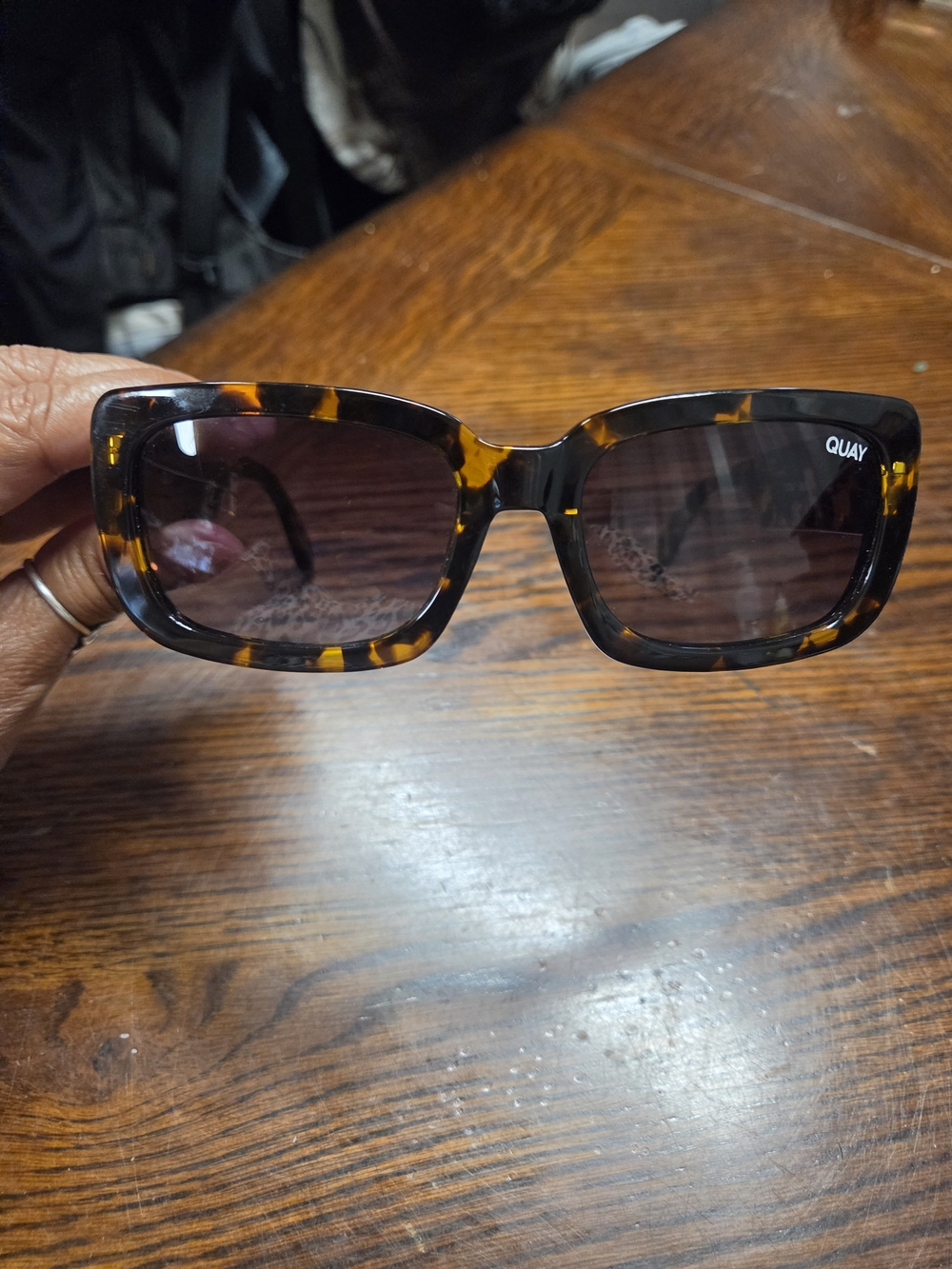 Quay Yada Yada Australia Tortoiseshell Rectangle Sunglasses - Brown Lenses